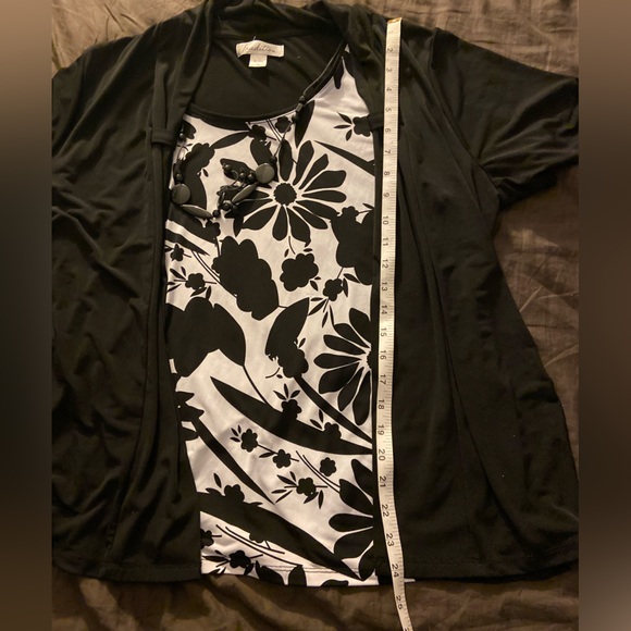 🆓w/purchase Women's XL top ...attached outer layer & attached neclace - Picture 7 of 13